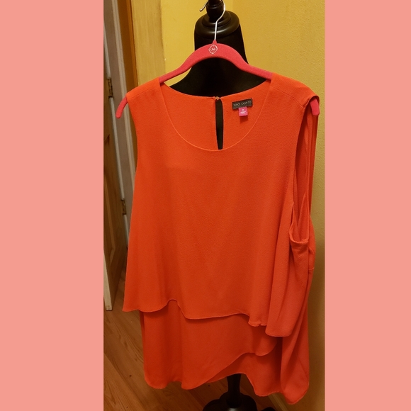 Vincent Camuto Tops - Vince Camuto blouse asymmetrical new